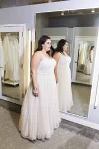 19-04-03_KATIE_DAVIDS_BRIDAL_526A2293